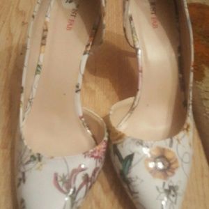 Just Fab Floral Design Heels